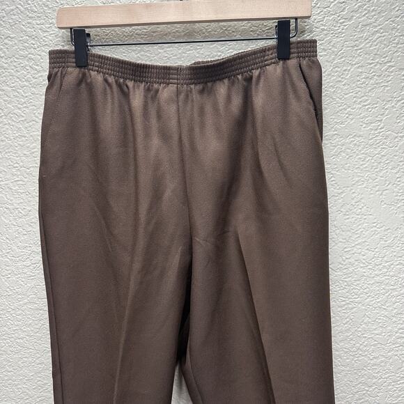 Alfred Dunner Dress Pants Womens Sz Petites 10 Brown Pull on Stretch 2 Pockets - Picture 2 of 12
